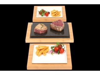 Gorący kamień lawowy do grillowania steków, ryb, warzyw i owoców w zestawie z dwoma talerzykami ceramicznymi i tacami bambusowymi SteakStones SS003B/SS019