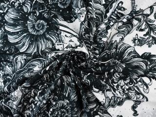 Bawełna ażurowa - Meduzy i kwiaty na bieli