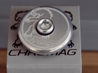 KAPSEL sterów CHROMAG TOP CAP silver/srebrny