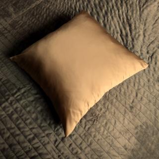 Jedwabna poszewka na poduszkę z satyny ciemnobeżowa 40x40 cm jasiek
