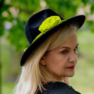 Róża na szyję choker damski jedwabny limonkowy