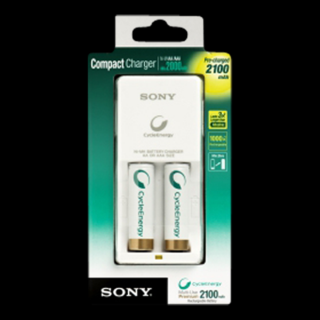 SONY BCG-34HW2KN Ładowarka 2100mAh z 2 akumulatorkami R6