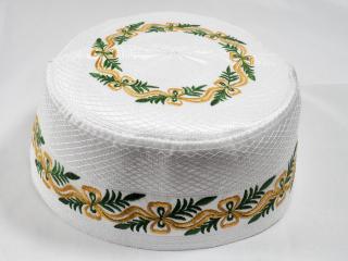 Krymka czapka męska biała orientalna haftowana (56 cm)