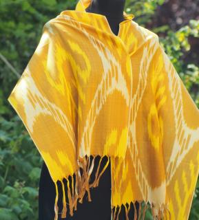 Żółto brązowy uzbecki szal bawełniany IKAT w stylu etno i boho