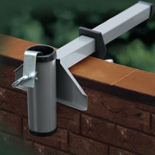 Uchwyt na parasol do murowanej balustrady do śred. masztu 23 mm, szary