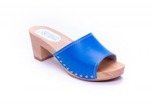 Klapki na koreczku z ozdobnymi małymi ćwiekami skóra niebieska, wys obcasa 7.5 cm