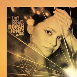 JONES NORAH Day Breaks (Deluxe Edition)