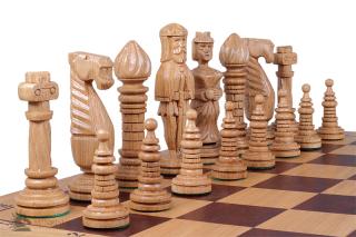 DUŻE SZACHY DĘBOWE (65x65cm) intarsjowane, rzeźbione, drewniane Rzeźbione drewniane szachy DĘBOWE z kasetką intarsjowaną