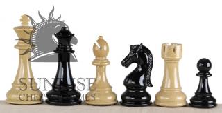 Ekskluzywne figury szachowe 4,25 cala - obciążane Obciążane figury szachowe w rozmiarze 4,25 cala wykonane z naśladującej drewno żywicy.