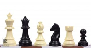 Figury szachowe Staunton 6, plastikowe (król 95 mm) Nieobciążane plastikowe figury szachowe o wysokości Króla 95 mm w woreczku foliowym
