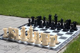Mały zestaw do szachów i warcabów plenerowych / ogrodowych (król 20 cm) - figury + pionki do warcabów + szachownica Ogrodowe szachy małe (król 20 cm)