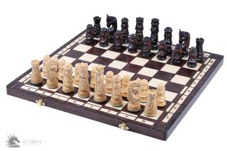 SZACHY GIEWONT DUŻE (50x50cm) Rzeźbione szachy drewniane GIEWONT