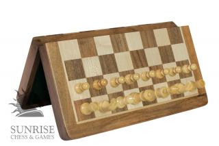 Szachy MAGNETYCZNE z intarsjowaną szachownicą 30 cm Szachy MAGNETYCZNE mini z szachownicą 30 cm intarsjowaną akacją i bukszpanem