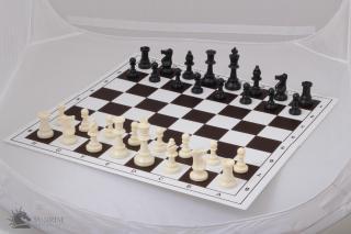 Szkolny zestaw szachowy 3  (figury plastikowe + szachownica plastikowa składana)