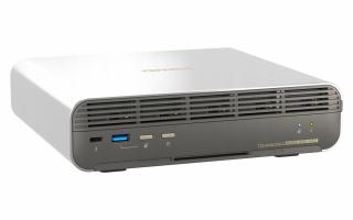 Serwer plików NAS QNAP TBS-h574TX-i3-12G 5 dysków SSD NVMe M.2 E1.S
