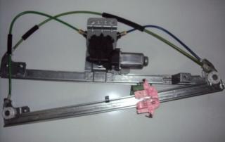 Elektryczny podnośnik szyby przedniej prawej Fiat Scudo 2007-