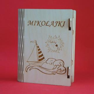 Drewniane pudełko zamykane małe "Mikołajki" | Bazarek-Deco