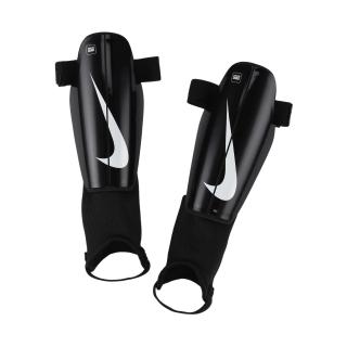 Ochraniacze piłkarskie dla dzieci Nike Charge czarne DX4610 010