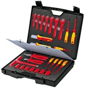 Zestaw 26 standardowych narzędzi izolowanych dla elektryka, w walizce Knipex 98 99 12