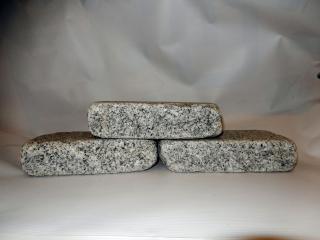 Kostka granitowa łupana/płomieniowana 20/10/5 cm Padang Cristal