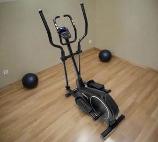 TRENAŻER ELIPTYCZNY YORK FITNESS HX7