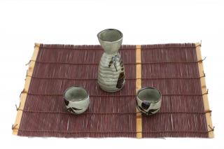 Japoński porcelanowy zestaw do sake z bambusem dla 2 osób