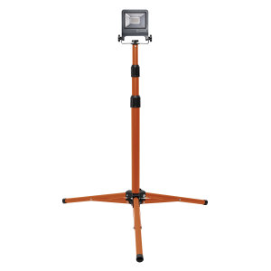 Projektor LED WORKLIGHT TRIPOD na statywie 20W 1700lm 4000K IP65 LEDVANCE