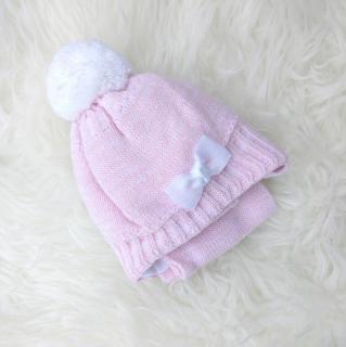 Czapeczka do chrztu różowa 41- 46cm.