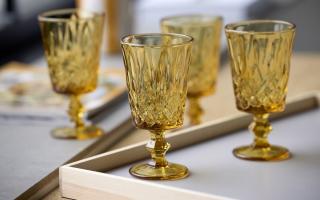 Zestaw 4 kieliszków do wina Sorrento Bursztynowy Lyngby Glas 290 ml