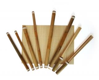 Kije bambusowe do masażu + miotełki (zestaw)