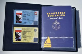 Etui na książeczkę żeglarską, kursy STCW i patenty żeglarskie + książeczka