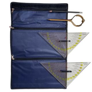 Piórnik nawigatora z wyposażeniem 2 trójkąty nawigacyjne 28cm i 35cm PRODUKT POLSKI certyfikat 2szt i przenośnik jednoręczny Zestaw nawigacyjny