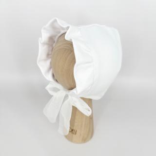 Ciepła czapka do chrztu bonetka  biała dwuwarstwowa z falbanka