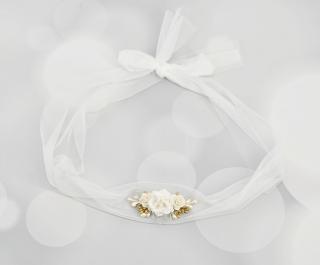 Pasek biały tiulowy , białe kwiaty ze złotem