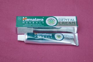 Pasta do zębow HImalaya dental cream 100ml.