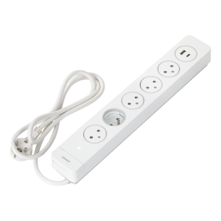 Listwa przeciwprzepięciowa 5 gniazd 2P+Z typu EasyEject, kabel 1,5m (3x1,5mm2), z podświetlanym wyłącznikiem i 2 szybkimi ładowarkami USB A + C  OR-AE-13234/W/1,5M/ORN