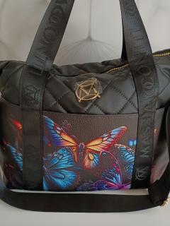 Piękna duża torba weekendowa Massimo Contti czarna pikowana z kolorowymi motylami